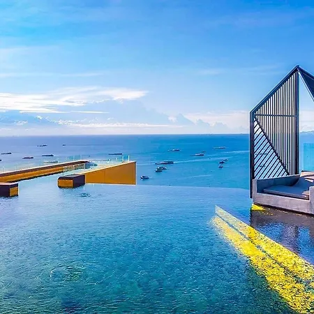 Central Pattaya Condo With Roof Top Pool Exterior photo