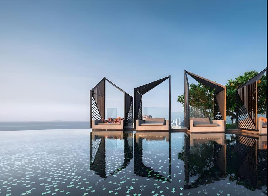 With Roof Pool Appartamento