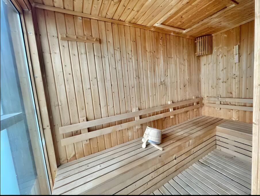 Appartement With Roof Pool Pattaya